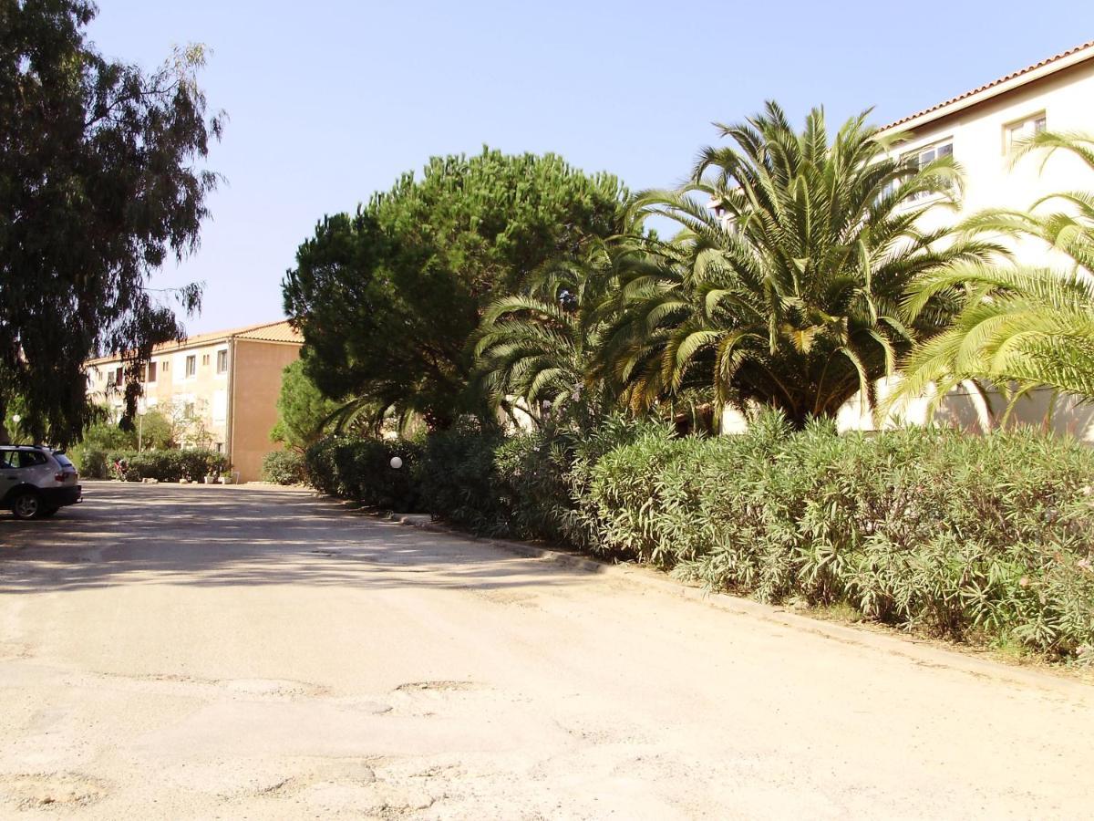 Appartement F1 Calvi A 150 Metres De La Plage ภายนอก รูปภาพ